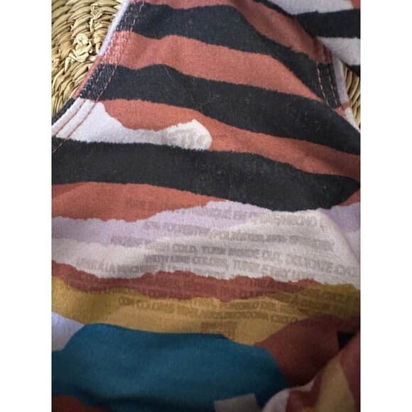 Betsey Johnson women’s size medium Striped sports bra - Picture 5 of 9